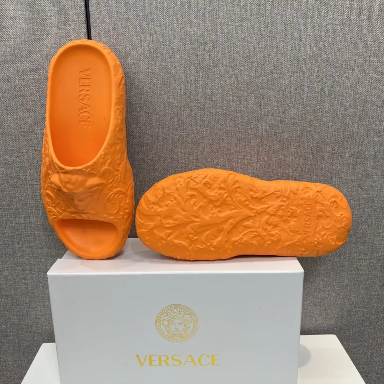 Versace Shoe 